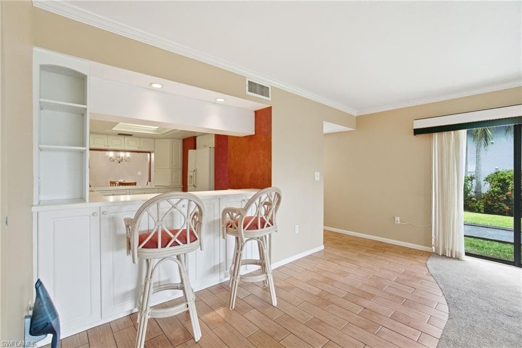 6979 Winkler Rd 111, Fort Myers, FL 33919-7