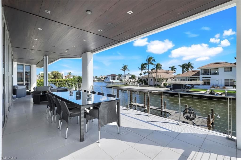 260 Channel Dr, Naples, FL 34108-13