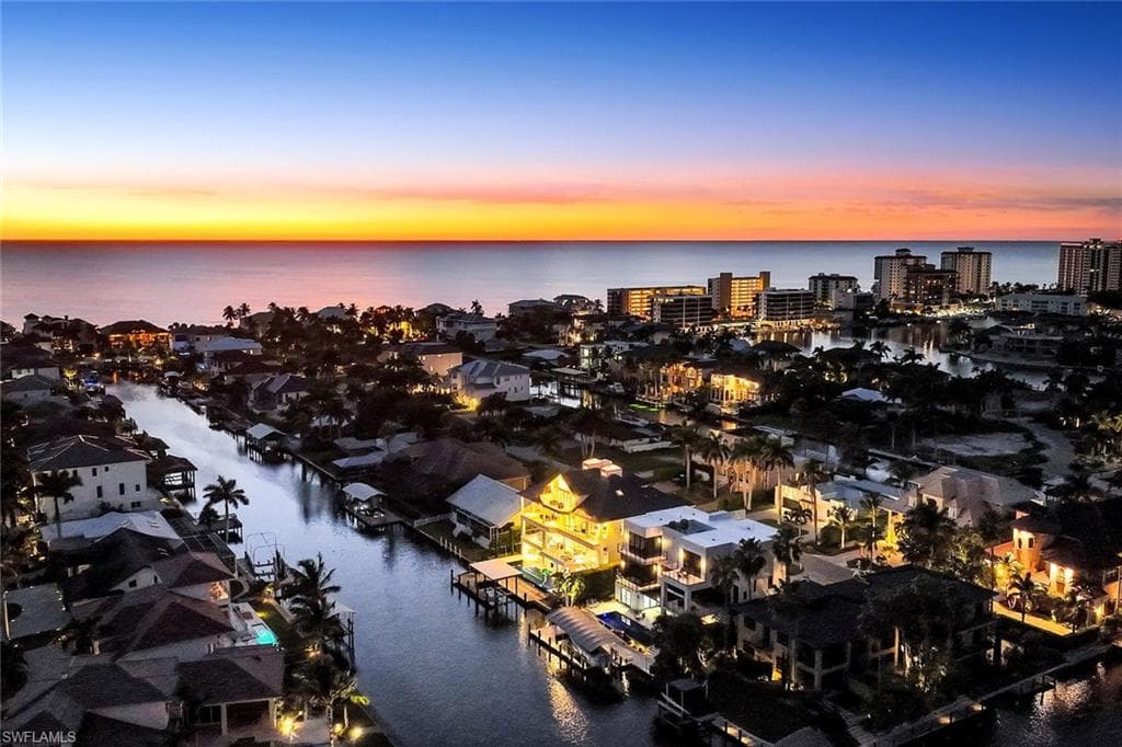 260 Channel Dr, Naples, FL 34108-47