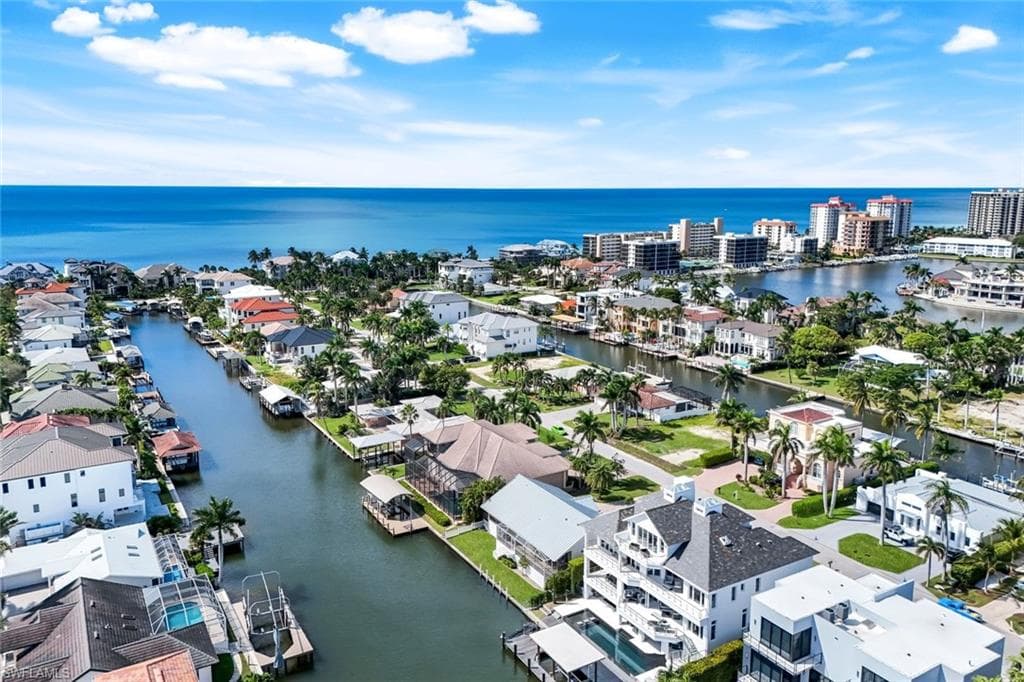 260 Channel Dr, Naples, FL 34108-48