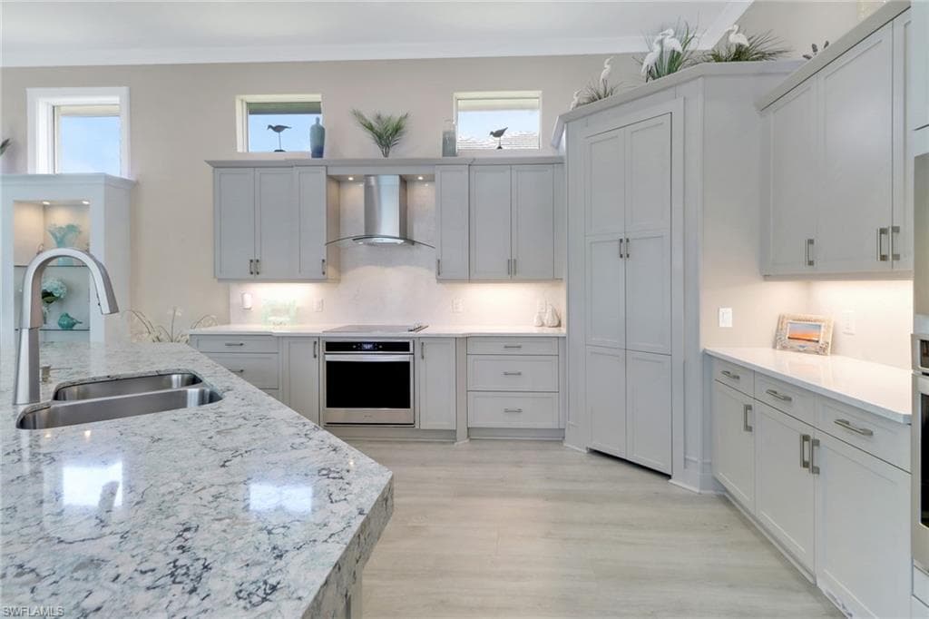 6257 Negril Isle Dr, Naples, FL 34113-7