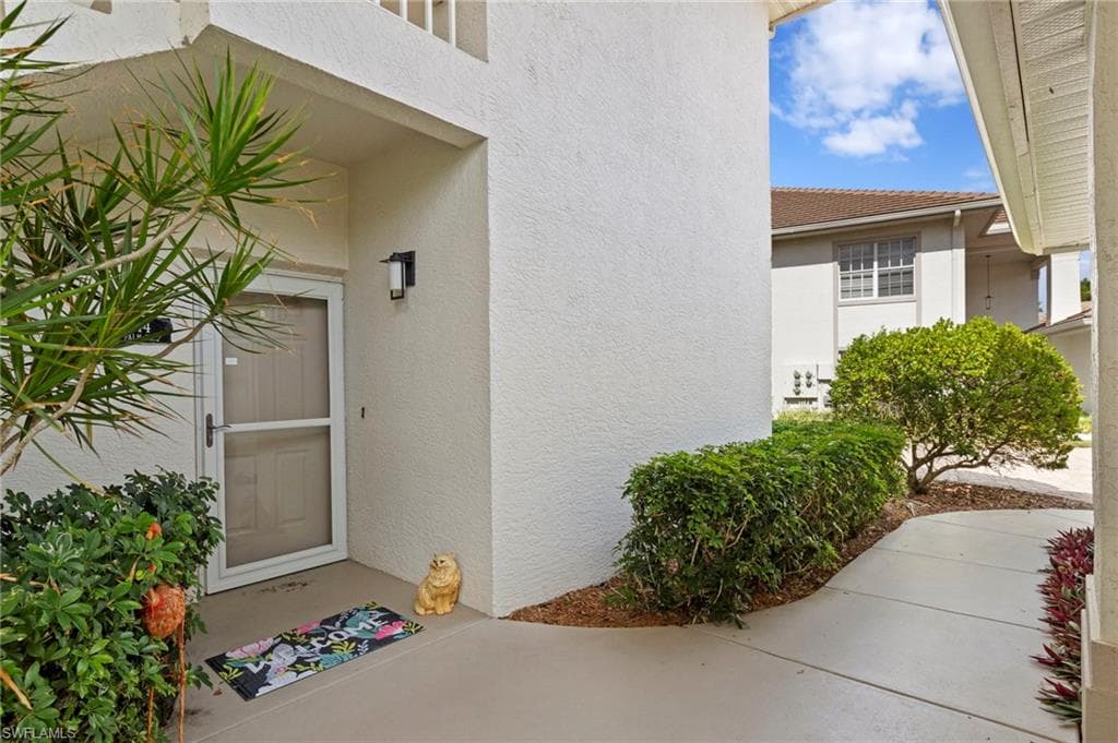 8291 Grand Palm Dr 4, Estero, FL 33967-8