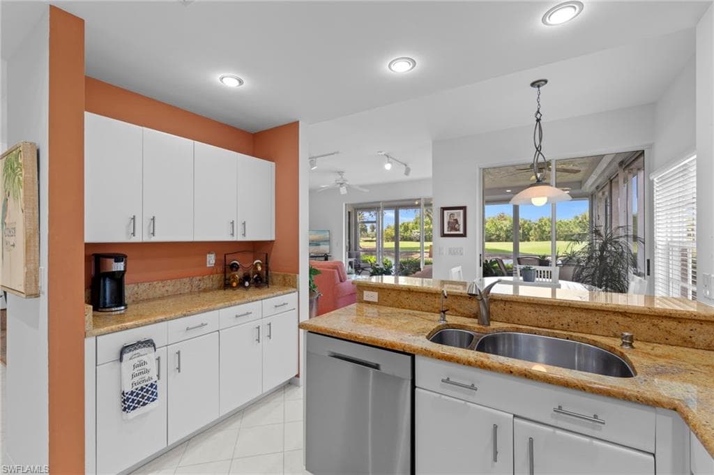 8291 Grand Palm Dr 4, Estero, FL 33967-25