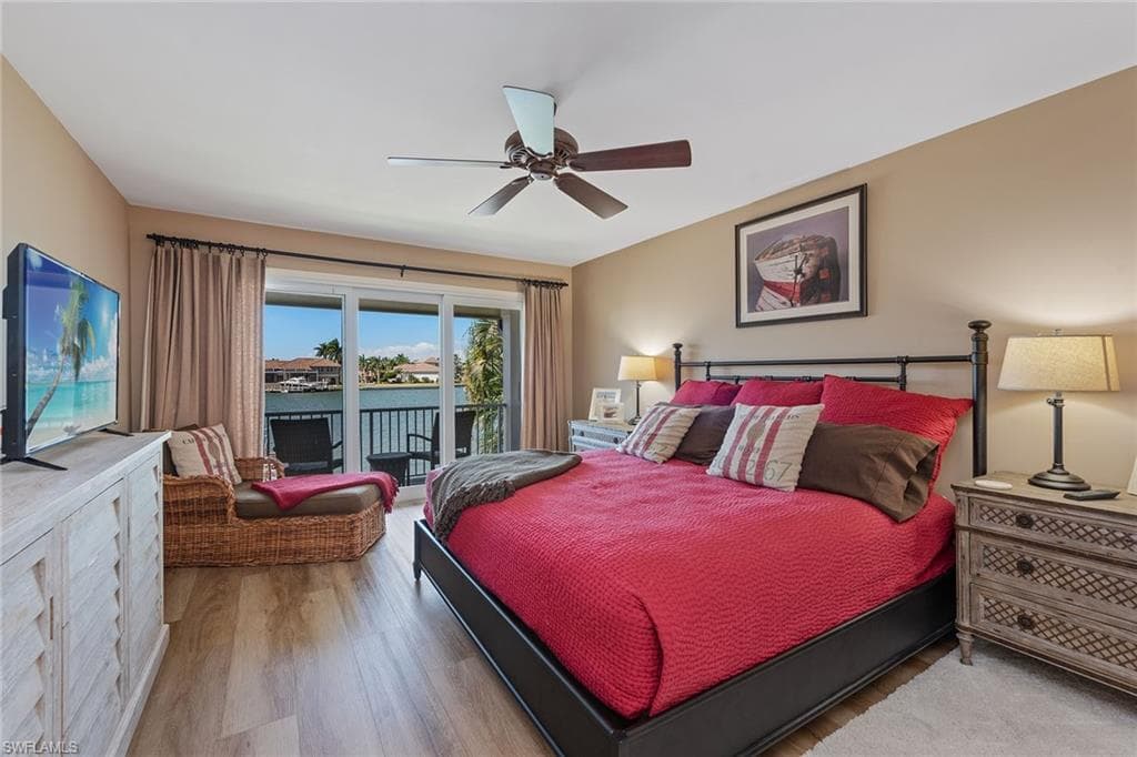 549 Tigertail Ct, Marco Island, FL 34145-16