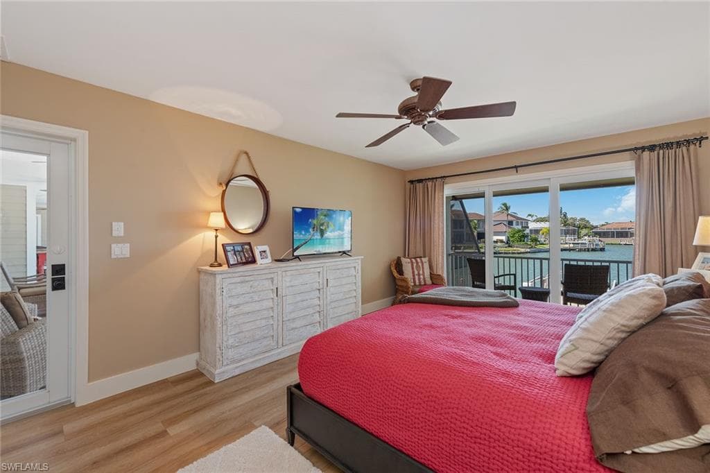 549 Tigertail Ct, Marco Island, FL 34145-17