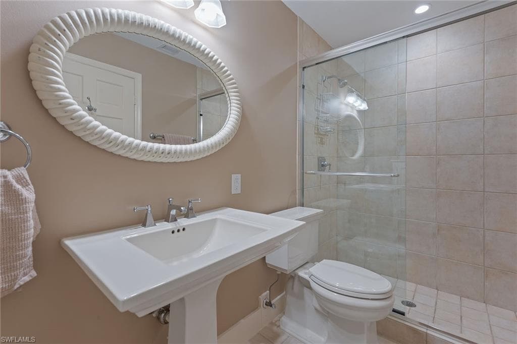 549 Tigertail Ct, Marco Island, FL 34145-23