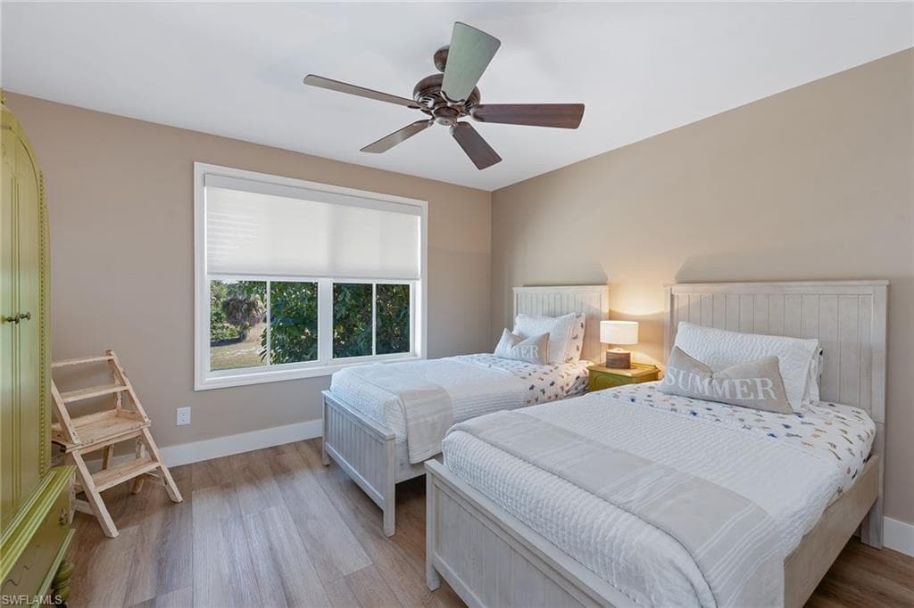 549 Tigertail Ct, Marco Island, FL 34145-26