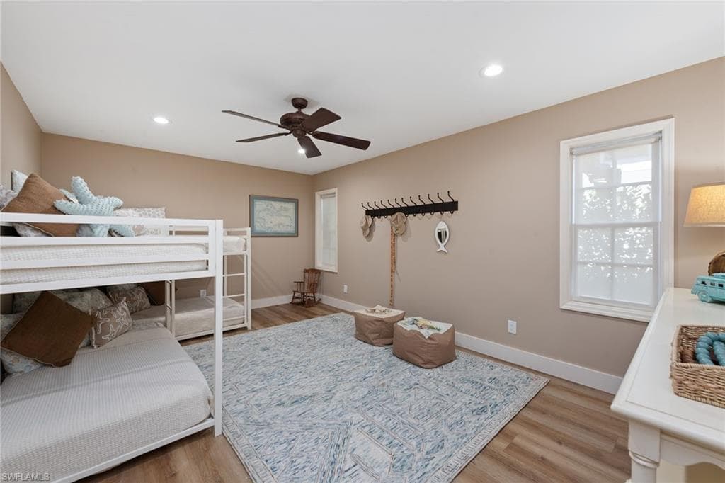 549 Tigertail Ct, Marco Island, FL 34145-27