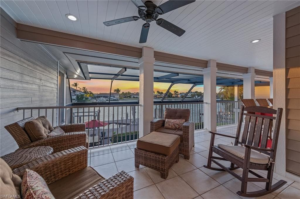 549 Tigertail Ct, Marco Island, FL 34145-35
