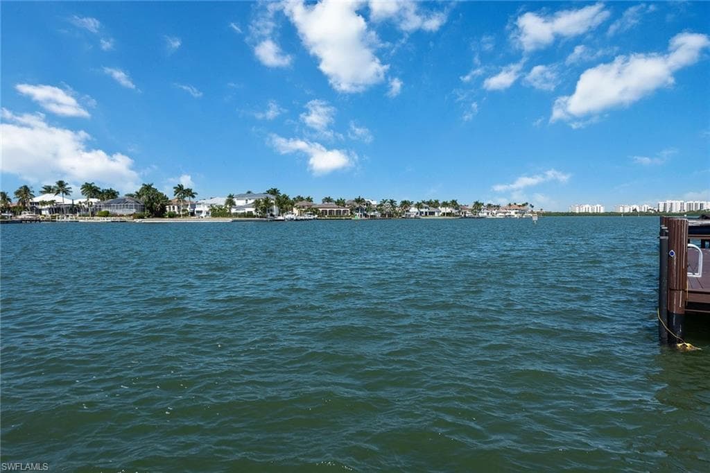 549 Tigertail Ct, Marco Island, FL 34145-43