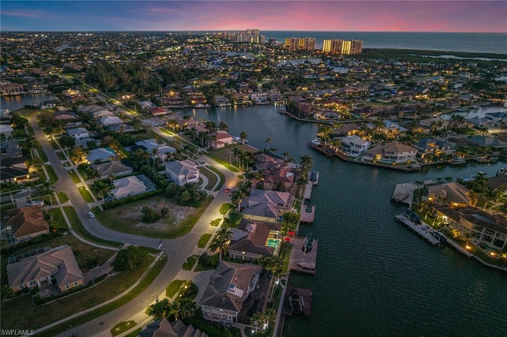 549 Tigertail Ct, Marco Island, FL 34145-46