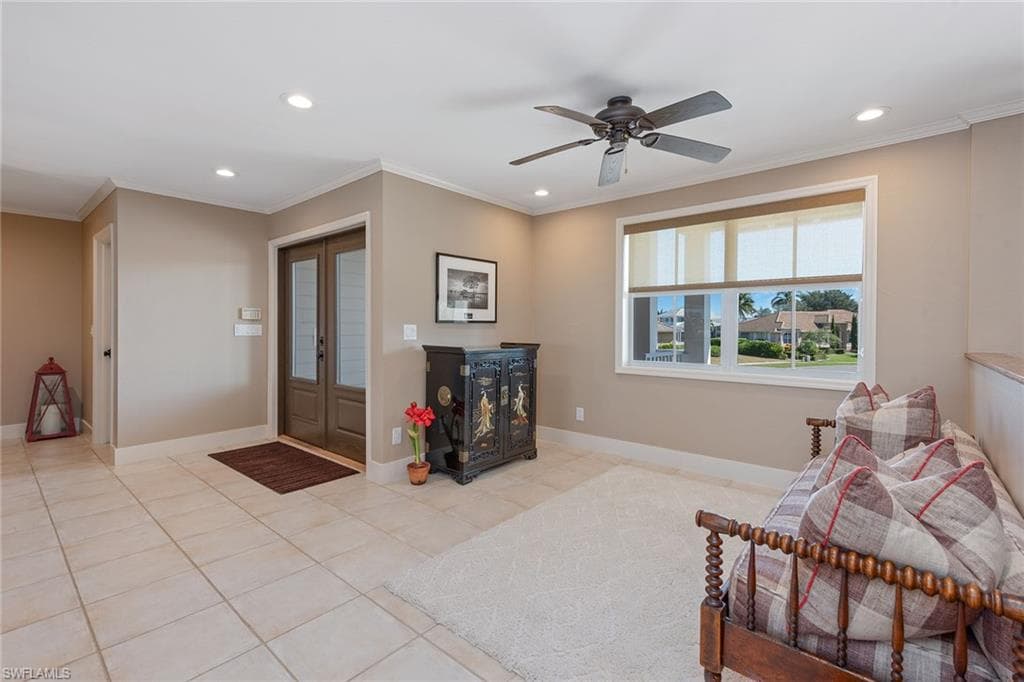 549 Tigertail Ct, Marco Island, FL 34145-6