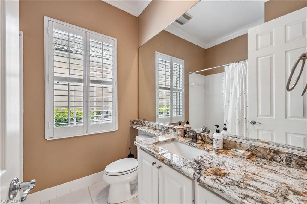 2881 Hatteras Way, Naples, FL 34119-19