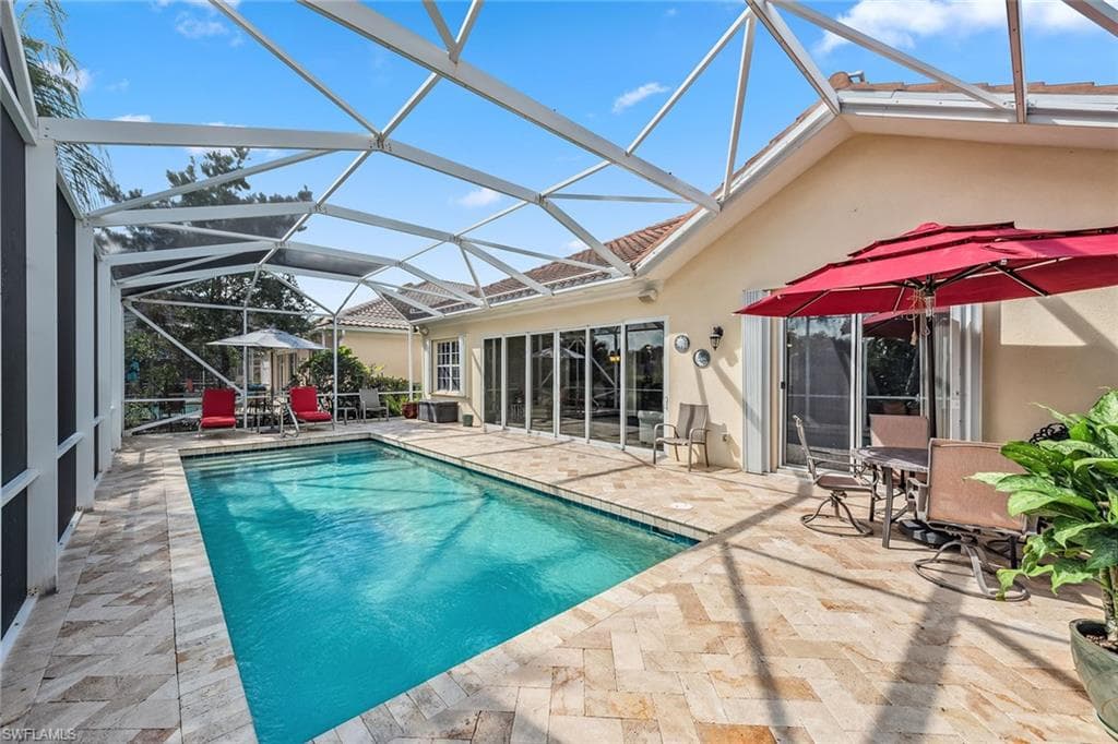 2881 Hatteras Way, Naples, FL 34119-26