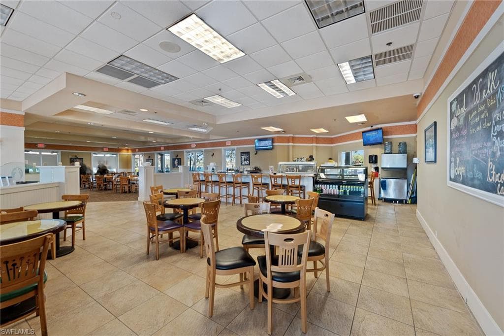 2881 Hatteras Way, Naples, FL 34119-30