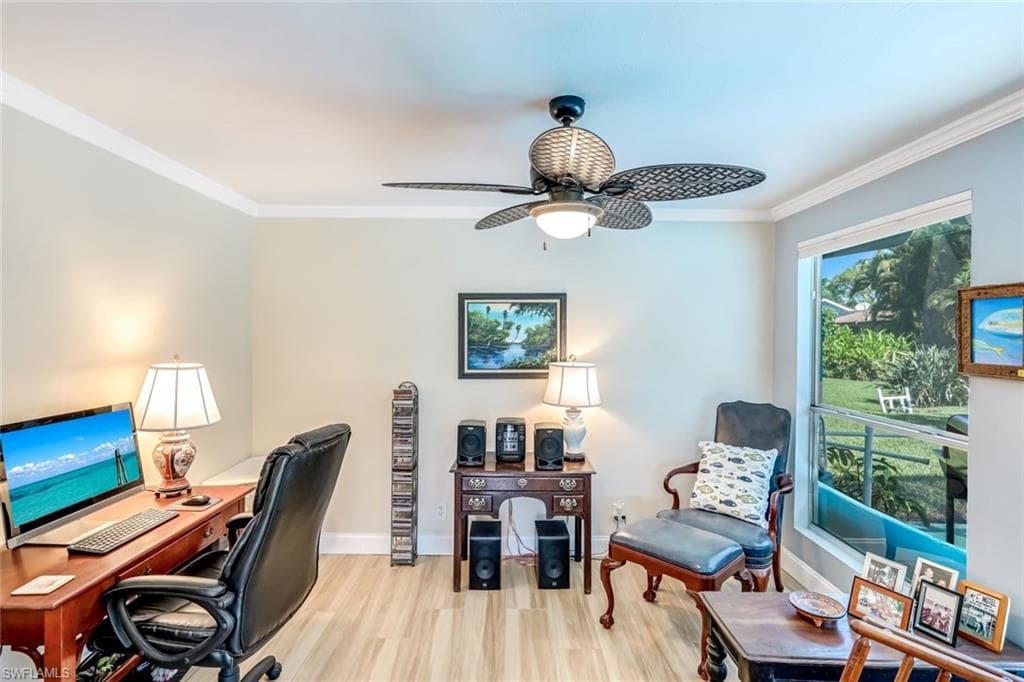 4459 Lakewood Blvd, Naples, FL 34112-12