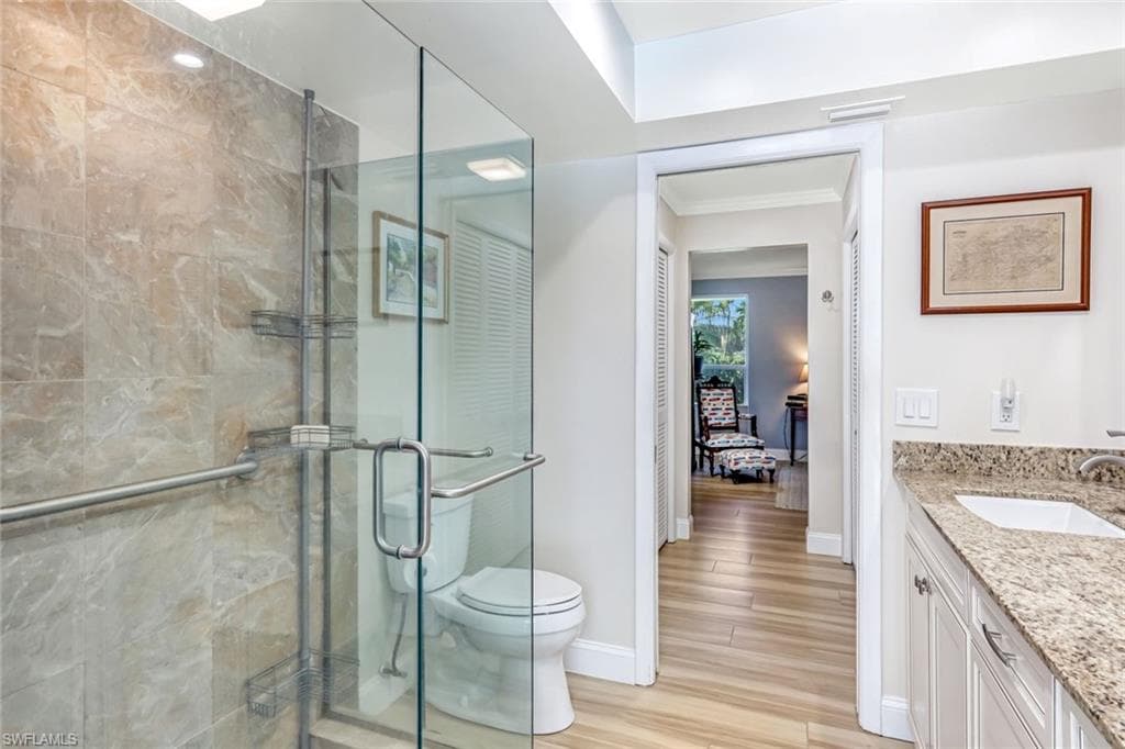 4459 Lakewood Blvd, Naples, FL 34112-16