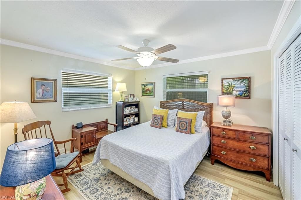 4459 Lakewood Blvd, Naples, FL 34112-18