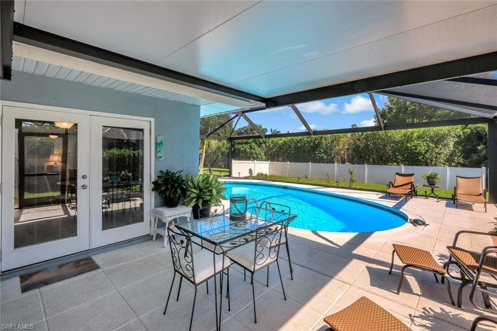 4459 Lakewood Blvd, Naples, FL 34112-27