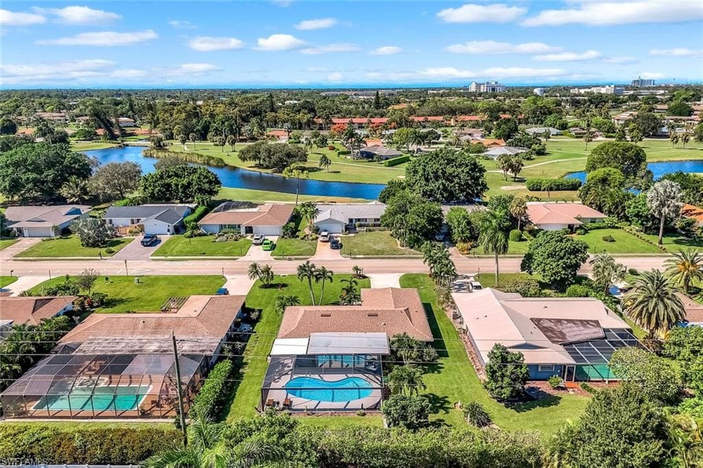 4459 Lakewood Blvd, Naples, FL 34112-32