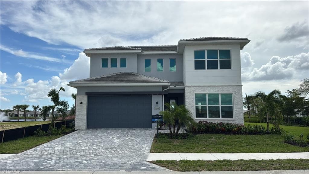 8751 Oceana Way, Naples, FL 34114-1