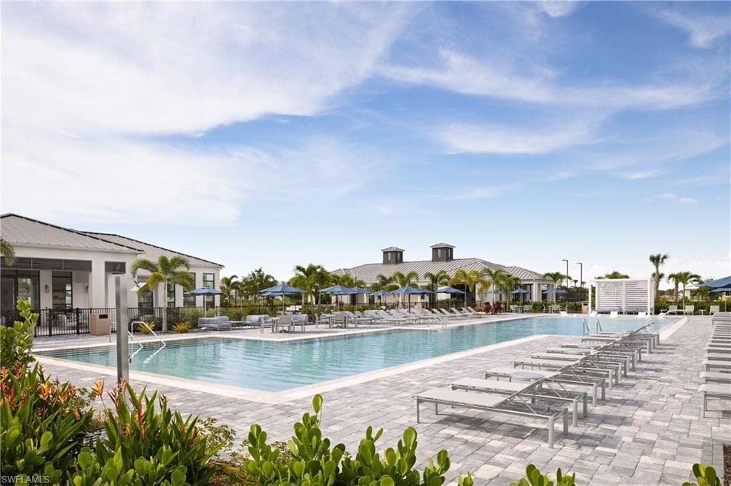 8751 Oceana Way, Naples, FL 34114-28