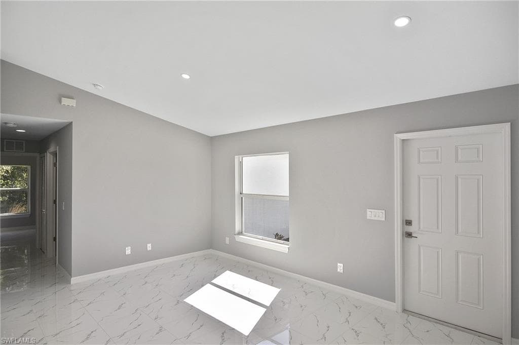 3306 1st St SW, Lehigh Acres, FL 33976-8