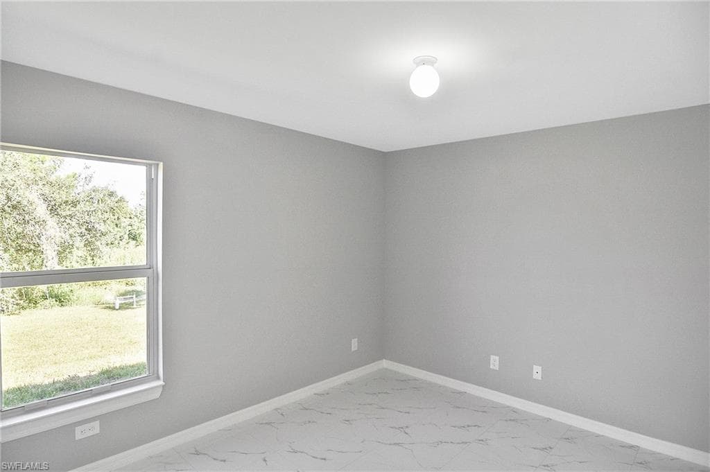 3306 1st St SW, Lehigh Acres, FL 33976-16