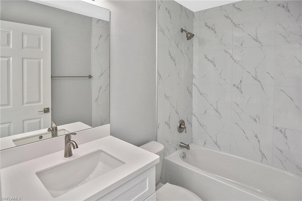 3306 1st St SW, Lehigh Acres, FL 33976-19