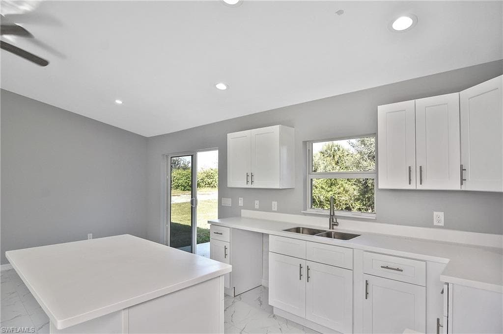 3306 1st St SW, Lehigh Acres, FL 33976-37