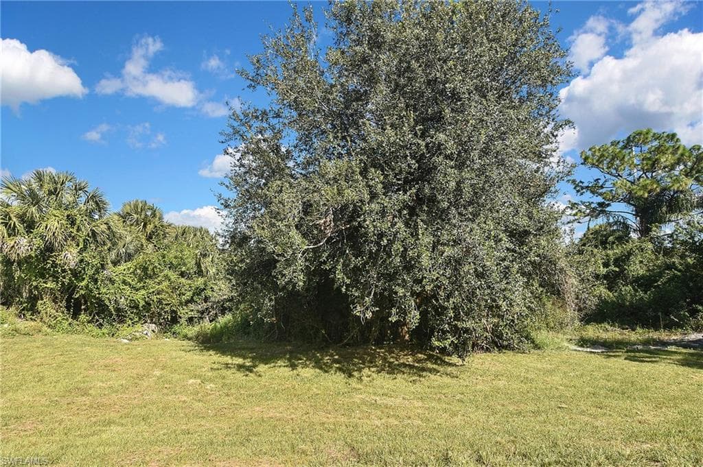 3306 1st St SW, Lehigh Acres, FL 33976-42