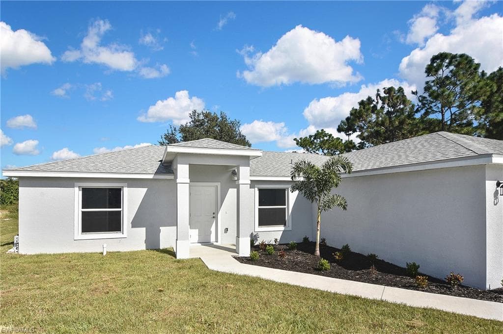 3306 1st St SW, Lehigh Acres, FL 33976-5