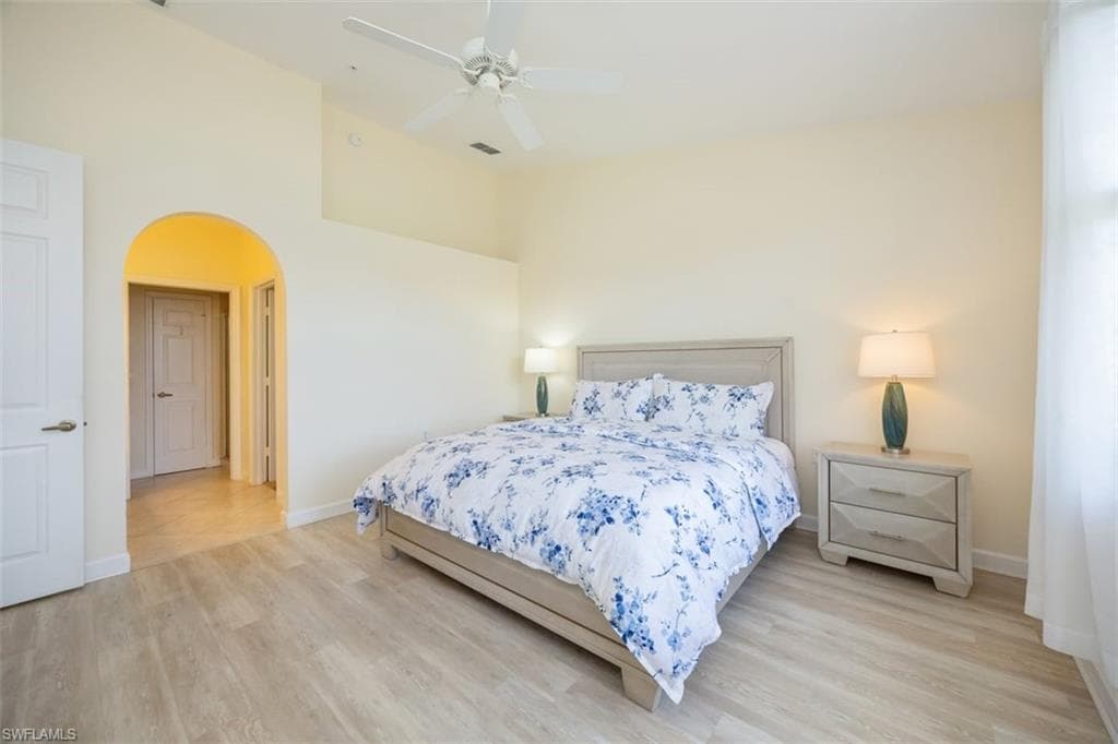 3057 Driftwood Way 4004, Naples, FL 34109-15