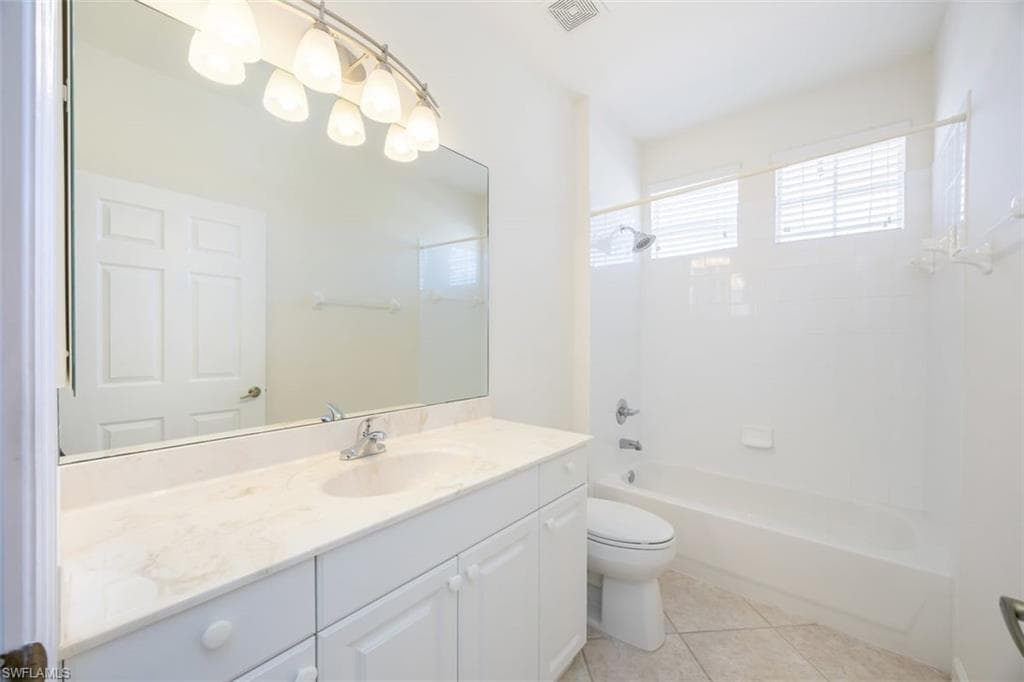 3057 Driftwood Way 4004, Naples, FL 34109-21