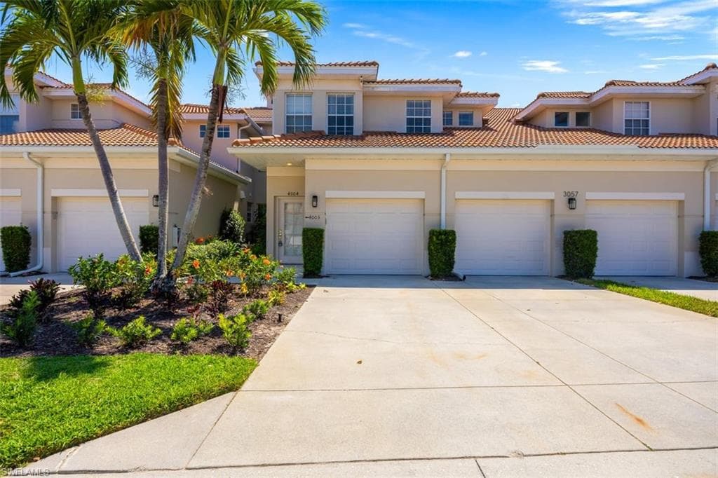 3057 Driftwood Way 4004, Naples, FL 34109-1