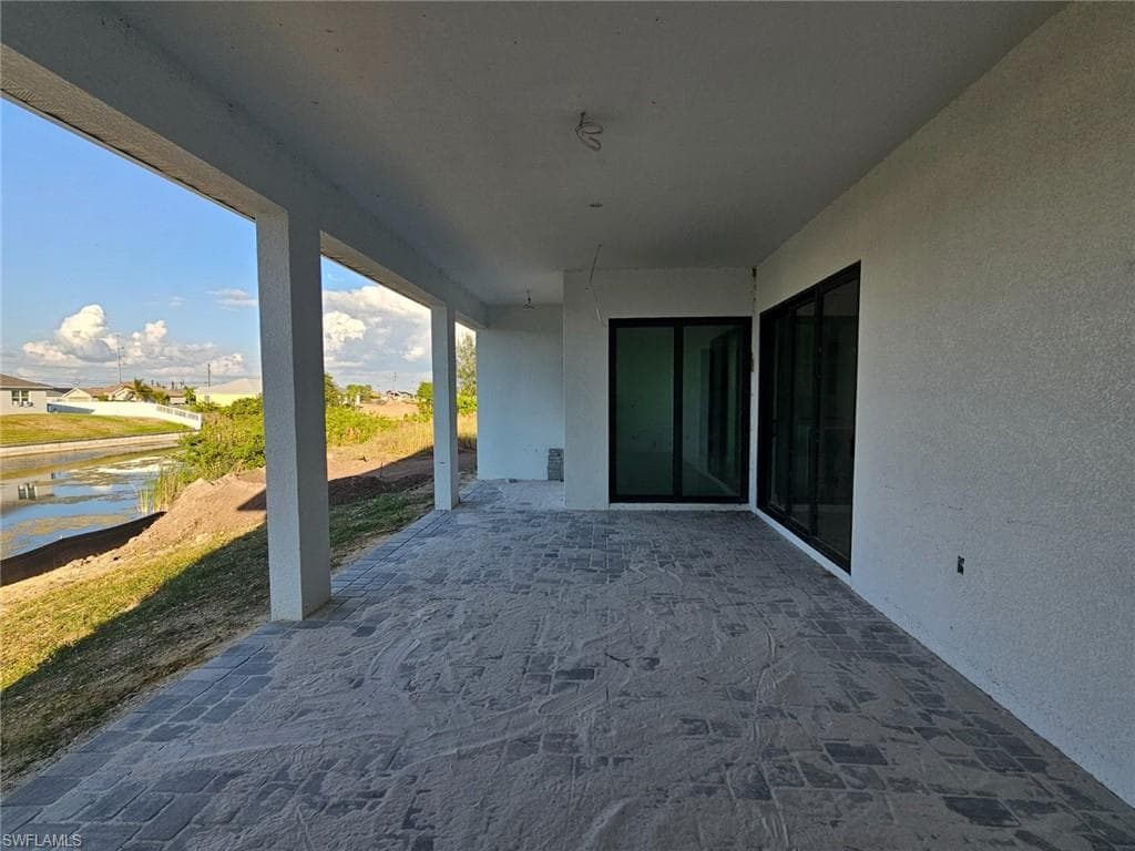 31 19th Ter, Cape Coral, FL 33993-27