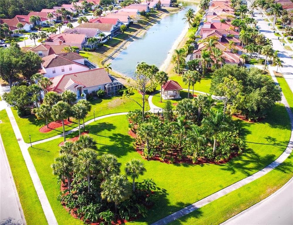 102 Palm Frond Ct, Naples, FL 34104-14