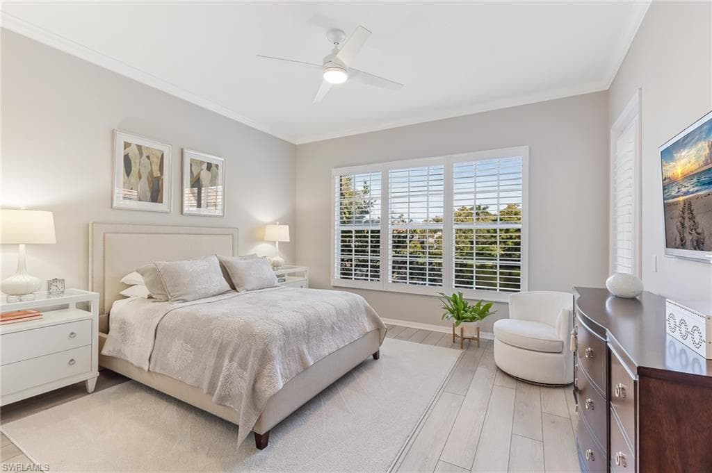 1211 Egrets Lndg 202, Naples, FL 34108-15