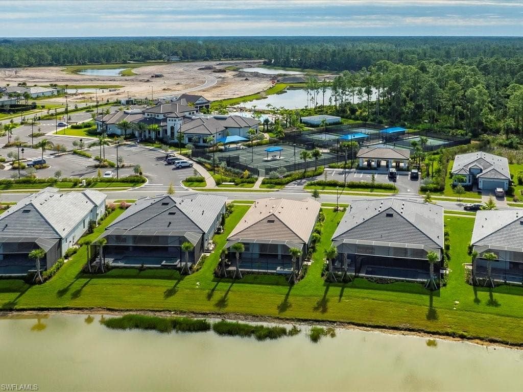 1937 Don Benito Way, Naples, FL 34120-25