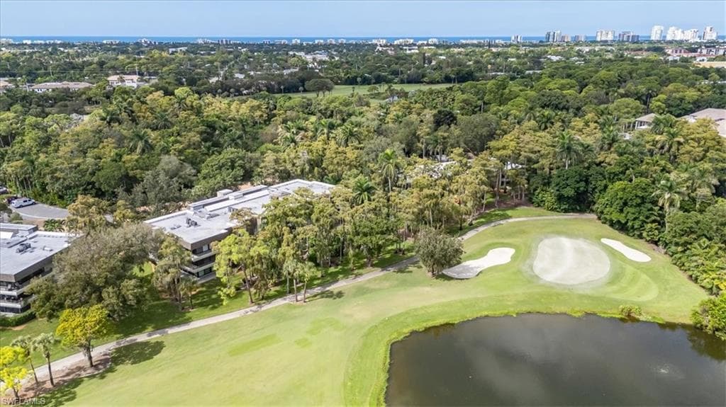 103 Clubhouse Dr 252, Naples, FL 34105-22