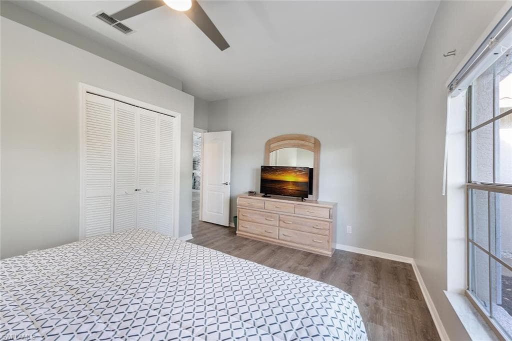 7107 Falcons Glen Blvd, Naples, FL 34113-23