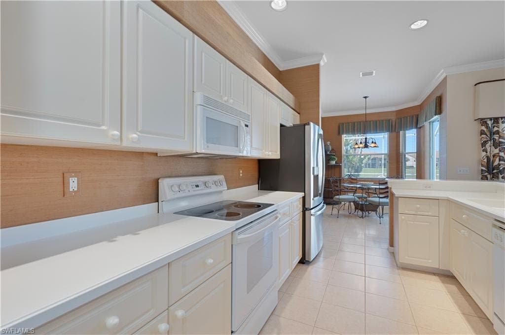 8789 Cedar Hammock Blvd 61, Naples, FL 34112-9