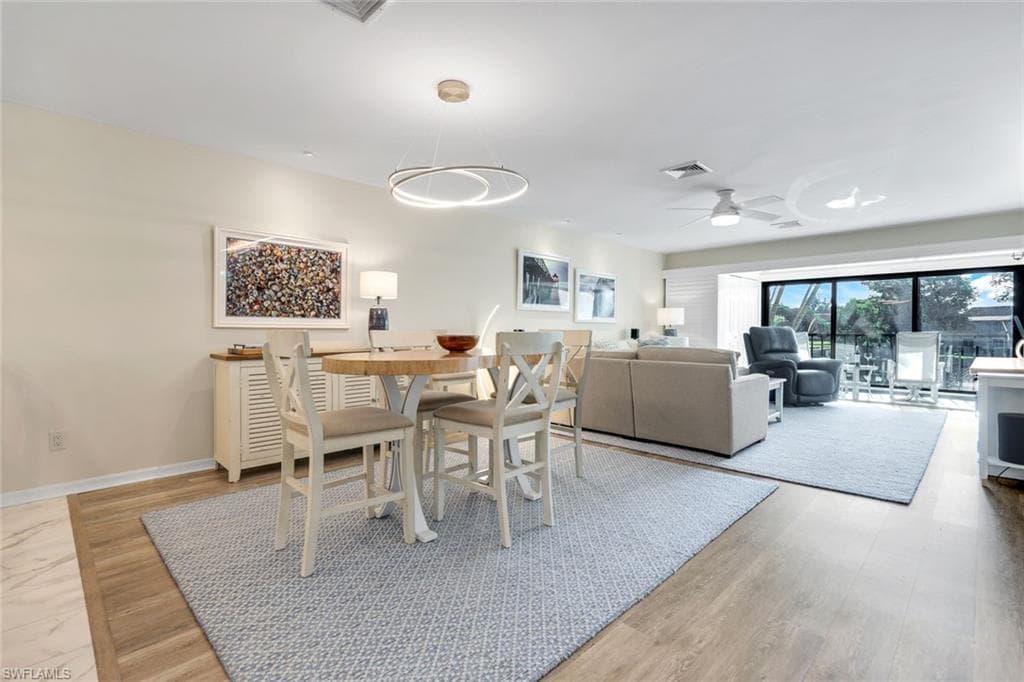 1672 Spoonbill Ln B, Naples, FL 34105-8