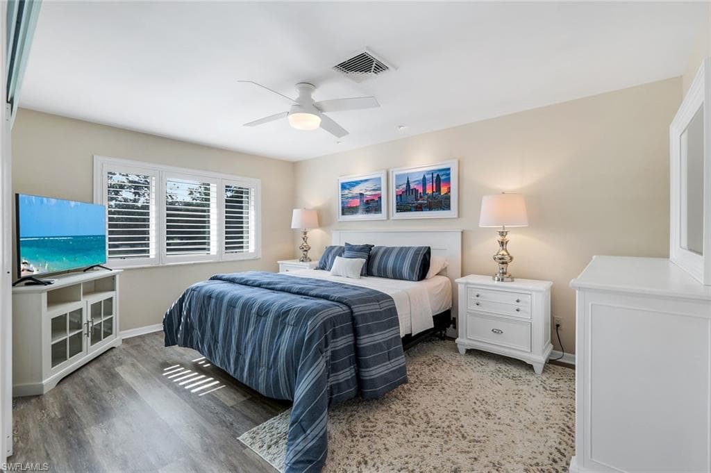 1672 Spoonbill Ln B, Naples, FL 34105-14