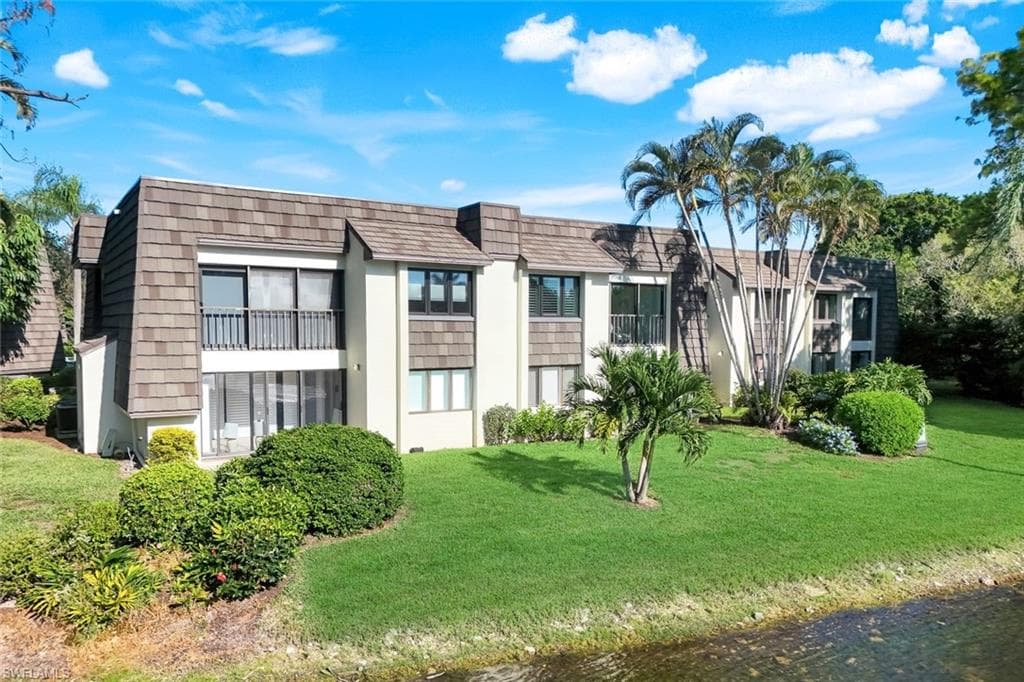 1672 Spoonbill Ln B, Naples, FL 34105-22