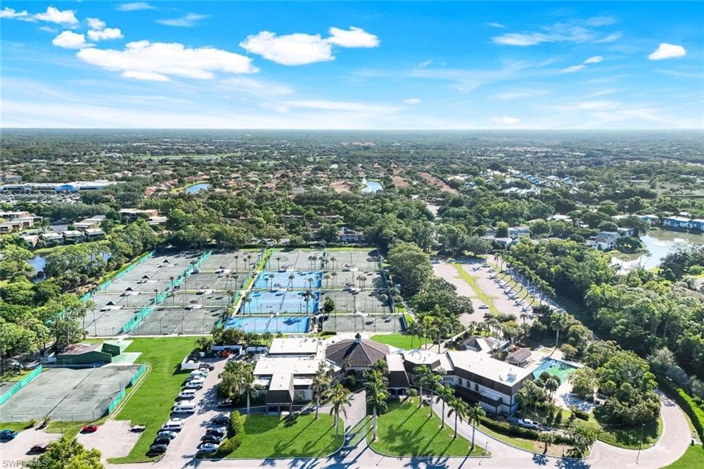 1672 Spoonbill Ln B, Naples, FL 34105-33