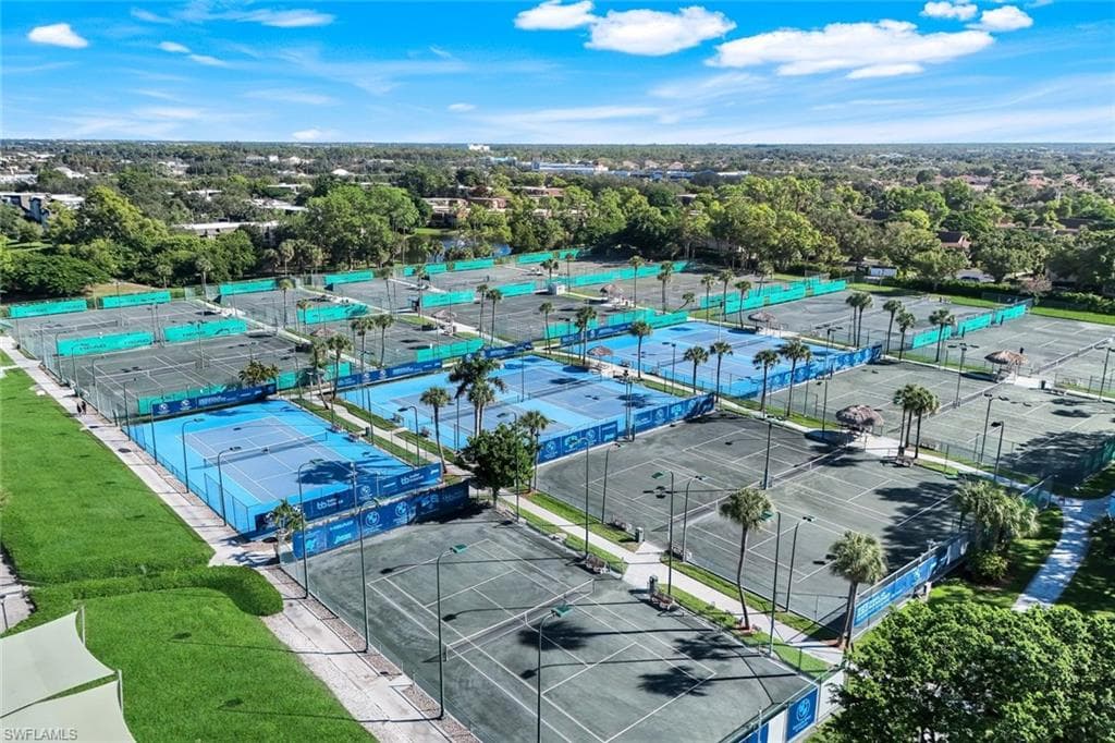 1672 Spoonbill Ln B, Naples, FL 34105-36