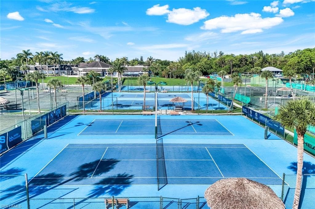 1672 Spoonbill Ln B, Naples, FL 34105-37