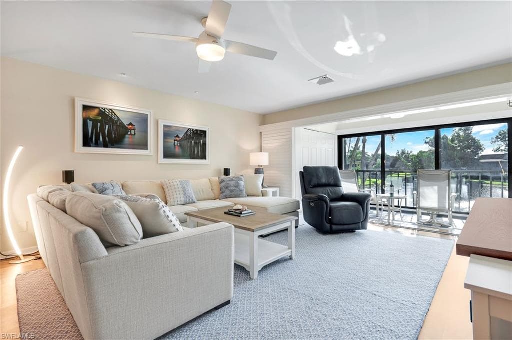 1672 Spoonbill Ln B, Naples, FL 34105-2