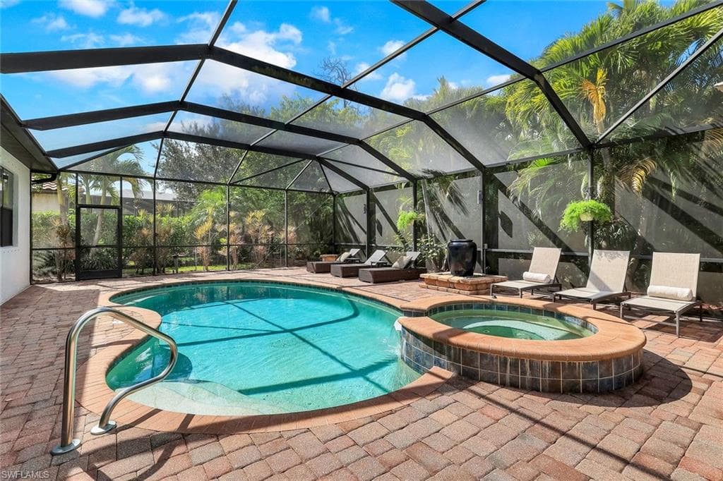3783 Treasure Cove Cir, Naples, FL 34114-32